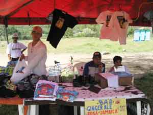 t-shirt stand